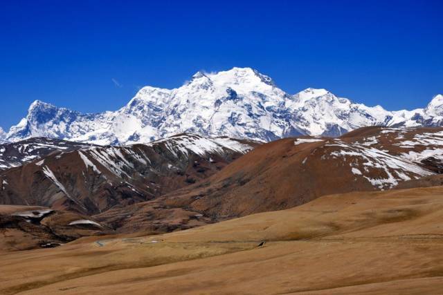 中国最古老的山峰最古老的山的图片