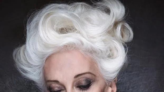 世界上最老的白发,“超模”卡门：15岁靠美貌火遍全球，91岁依然艳压群芳