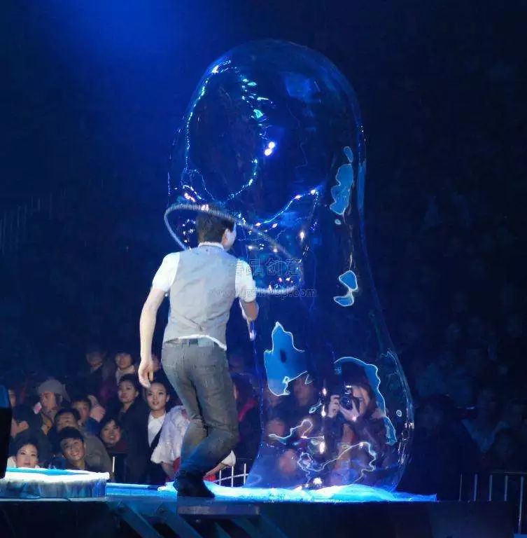 世界上最牛幻象魔术（世界上十大魔术）