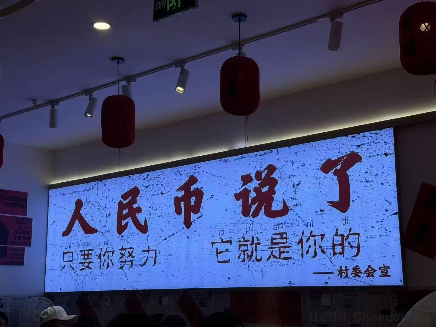 看视频赚米，AI全自动运行，支持测试当日见收益，单机800+，小白均可