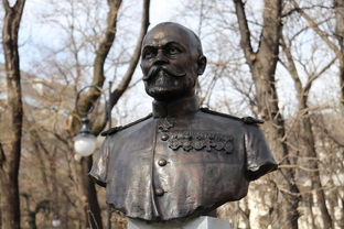 世界上最贪财的人，世界上最贪污的皇帝