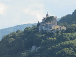 中国最险峻的山有哪些，中国最险峻的小镇